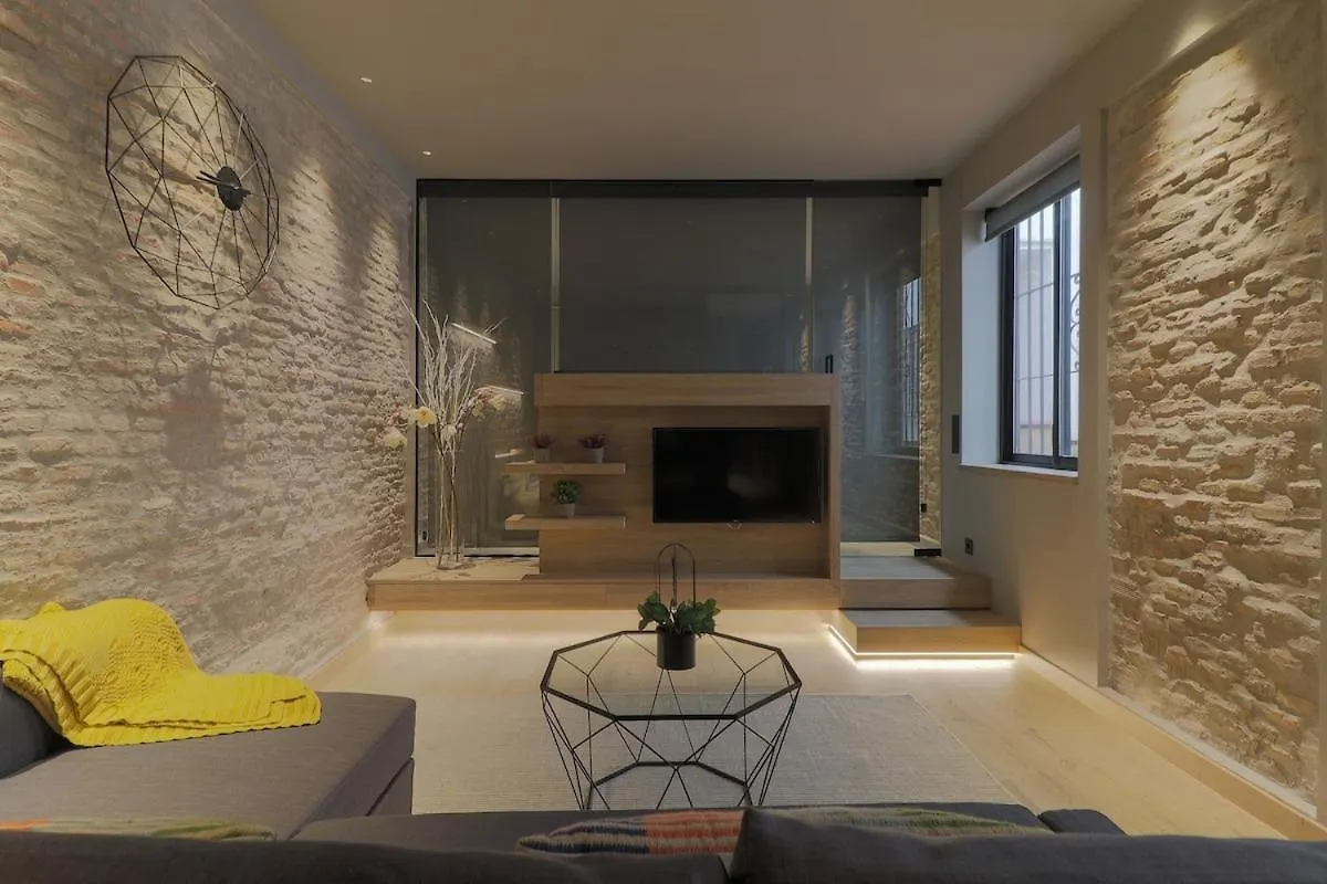 C72 - Glamorous Loft Malaga Center Apartment